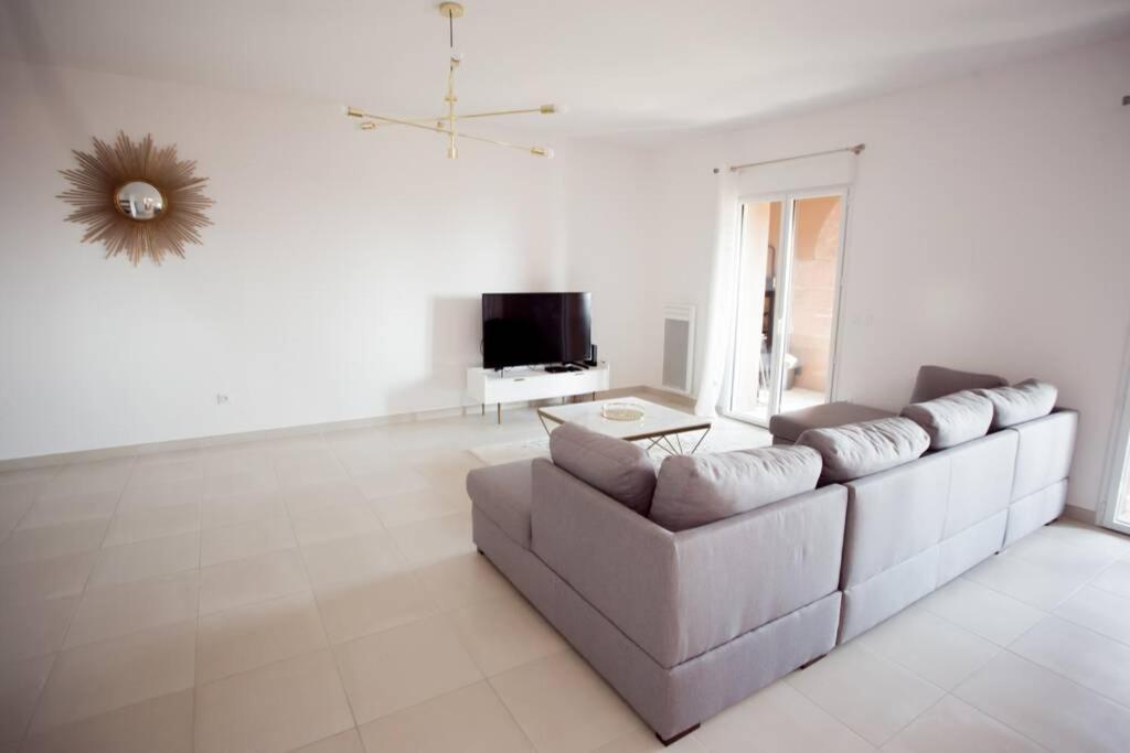 Magnifique Appartement Avec Vue Imprenable La Londe-les-Maures Exteriör bild