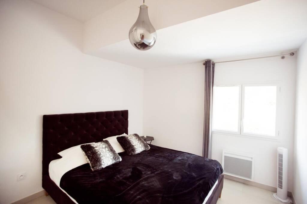 Magnifique Appartement Avec Vue Imprenable La Londe-les-Maures Exteriör bild